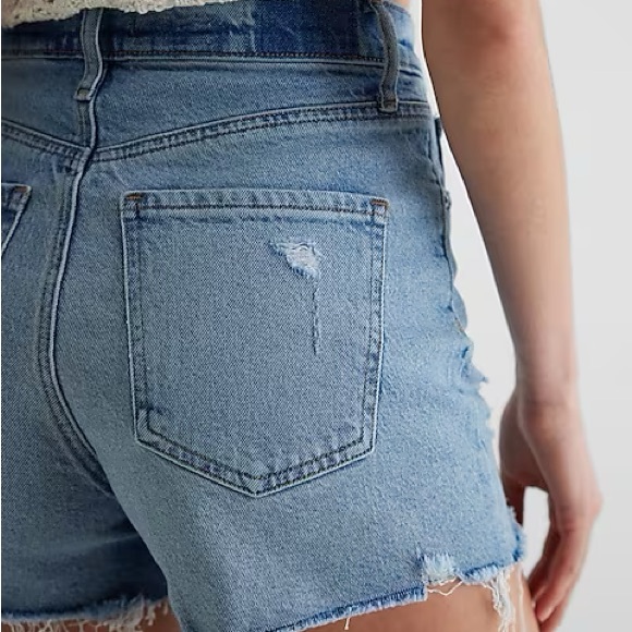 Express High Waisted 90's Light Wash Distressed Jean Shorts women’s size 2 - Picture 2 of 5
